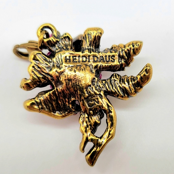 SOLD- Heidi Daus VINTAGE Swarovski Crystal Rose Charm with Lobster Claw - Picture 7 of 8